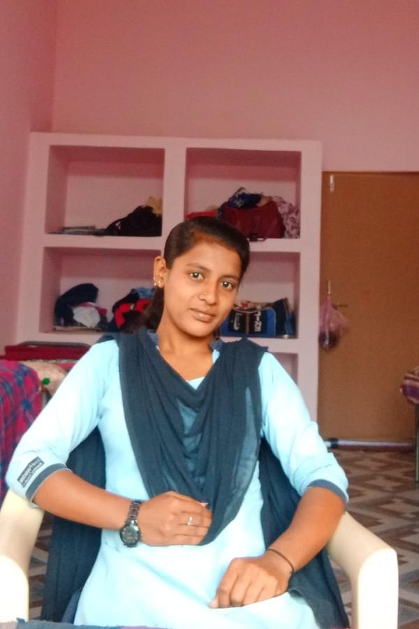 Shashikala Jadhav Profile Pic