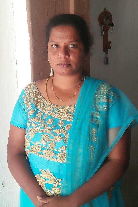 Amudha Profile Pic