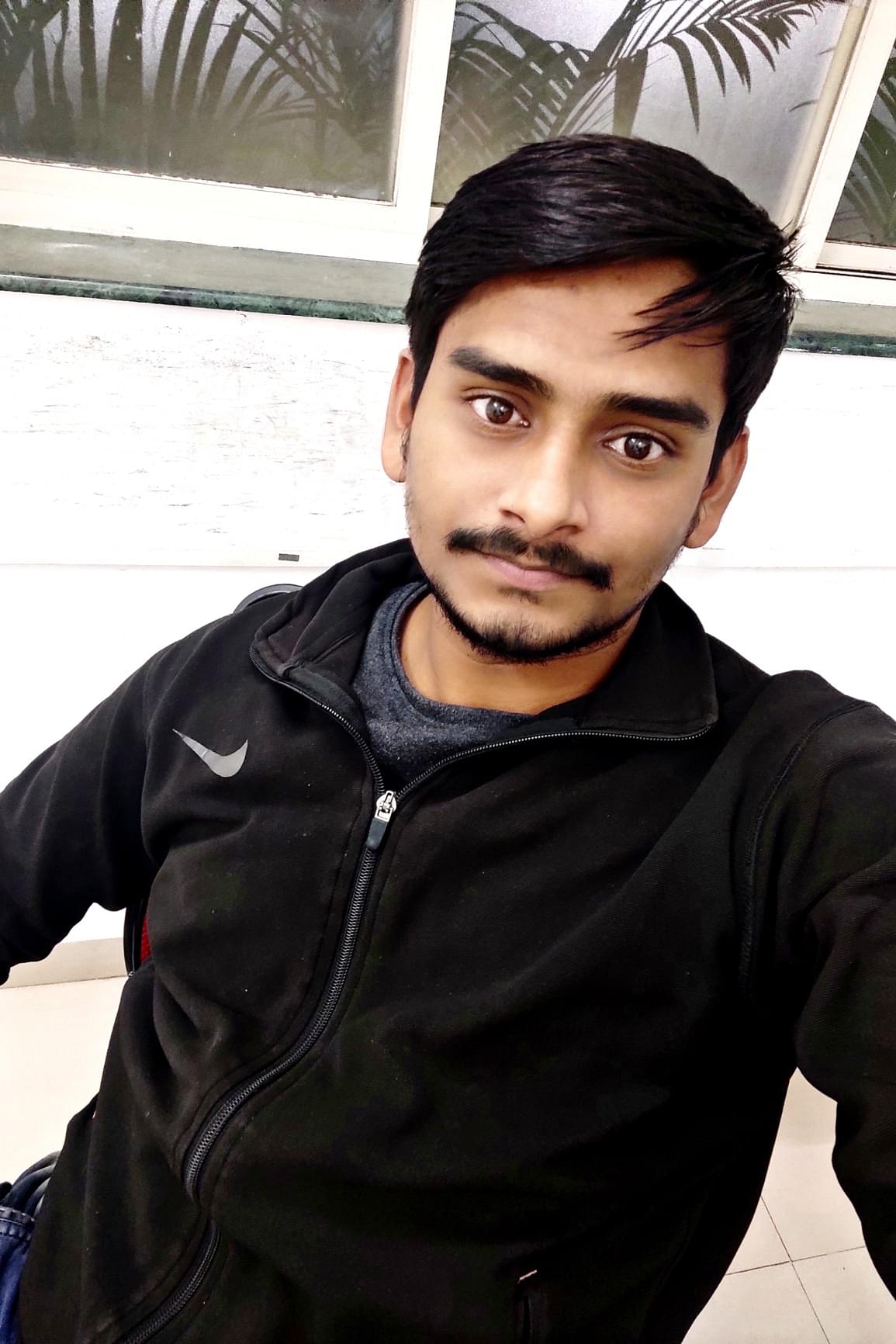 Onkar Jadhav Profile Pic
