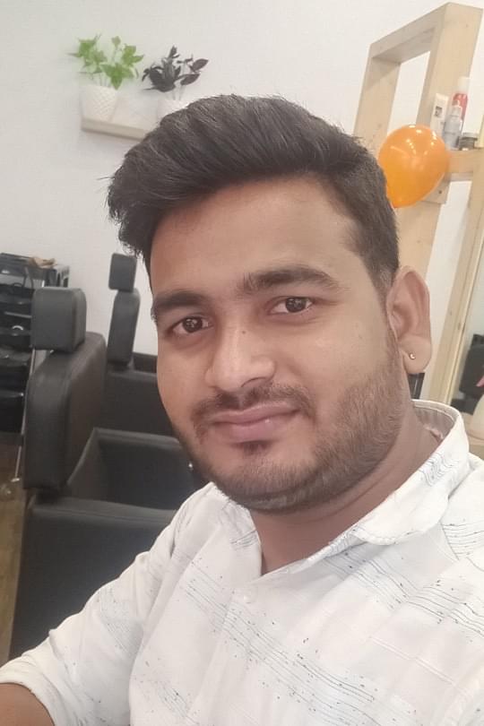 Manoj Thakur Profile Pic