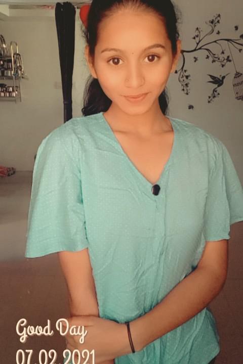 Pooja Profile Pic