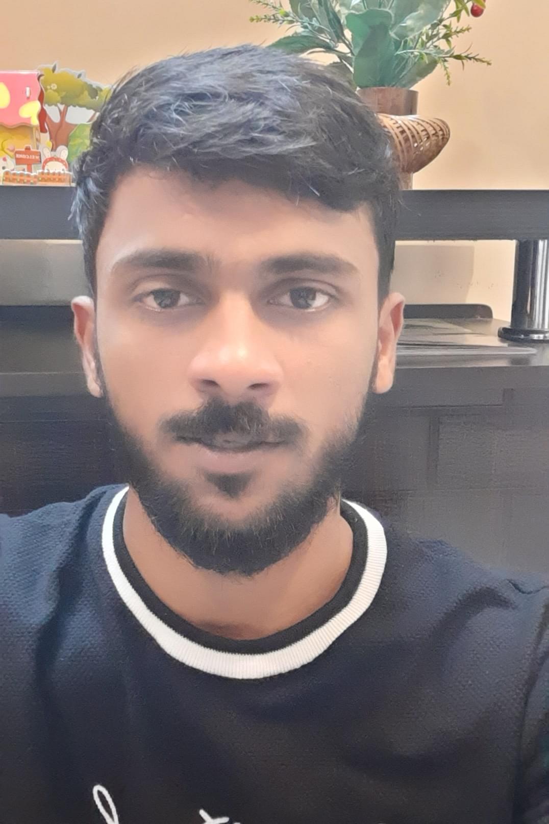 Rahul YADAV Profile Pic
