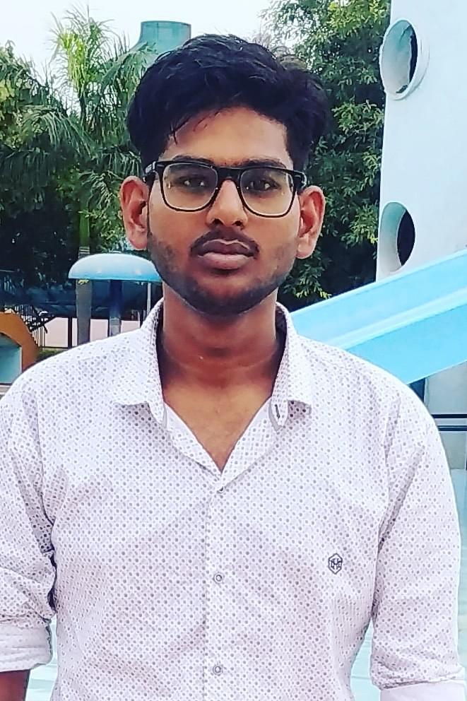 Jitendra Kumar Profile Pic
