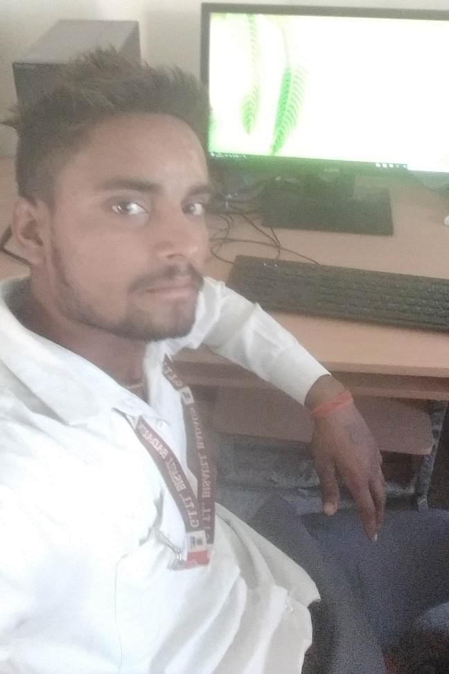 CHEEKU SINGH Profile Pic