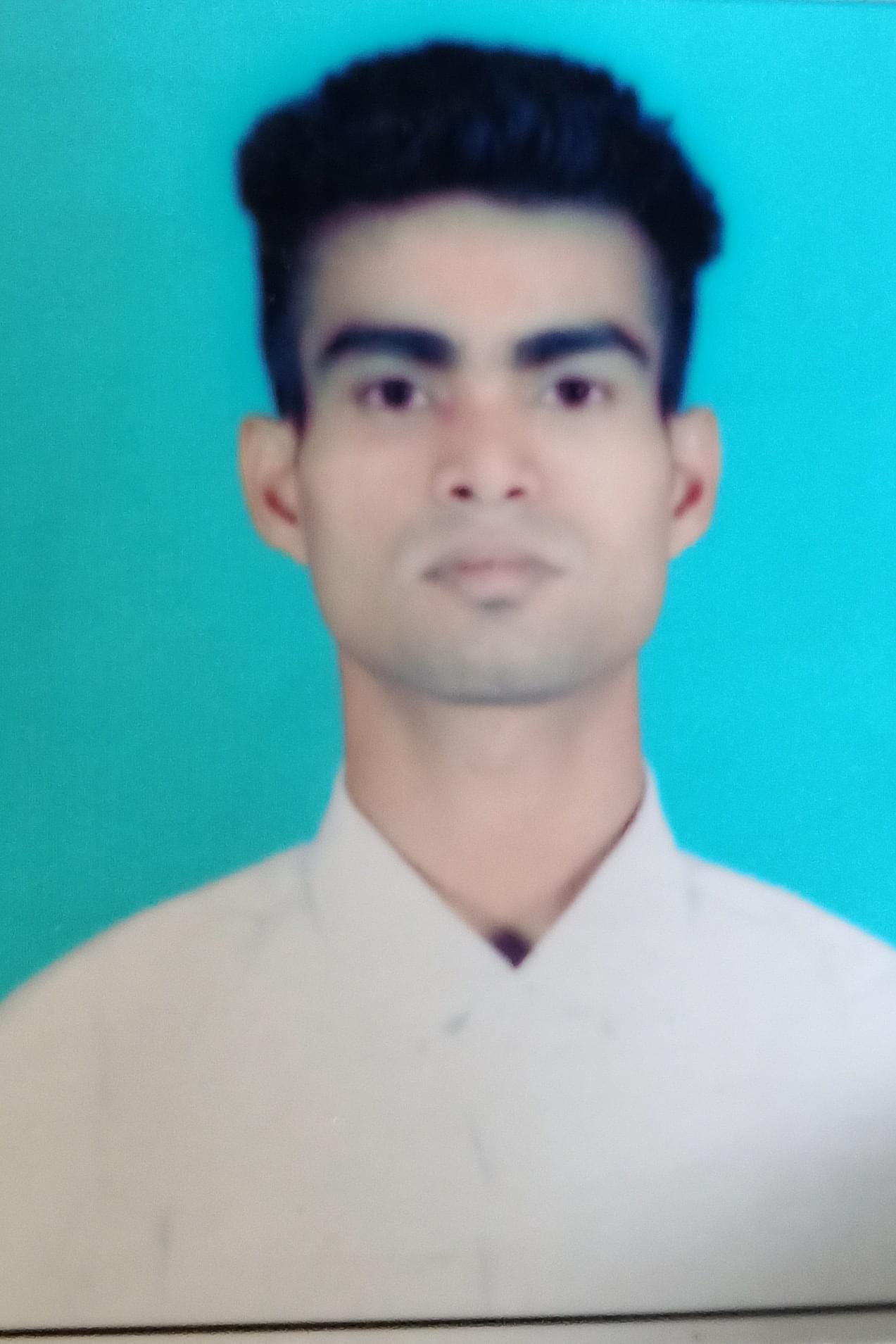 9064217003 Profile Pic