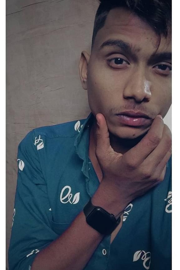 Zeeshan Khan Profile Pic