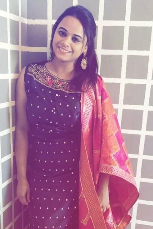 pradnya jadhav Profile Pic