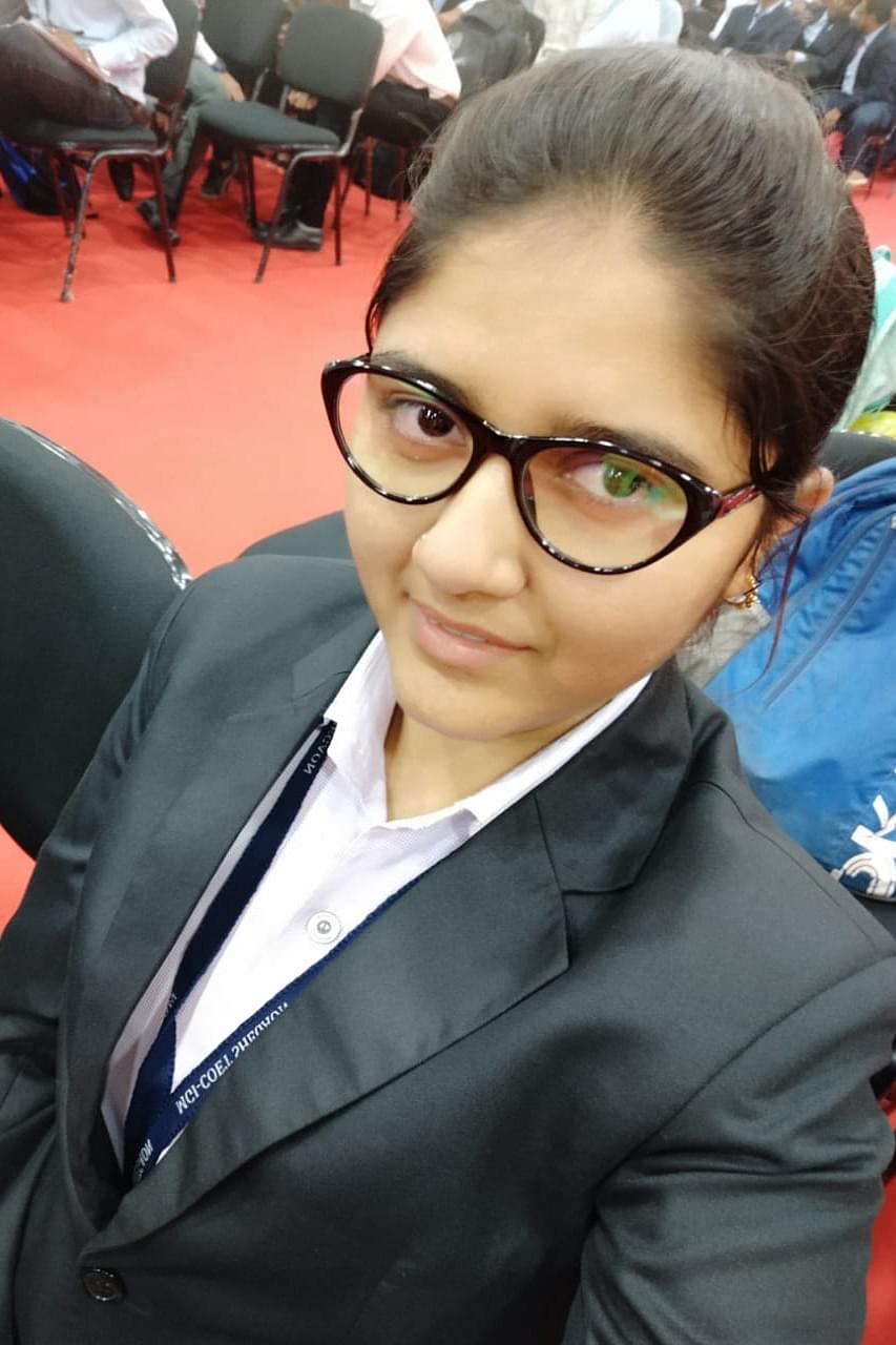 Apeksha Profile Pic