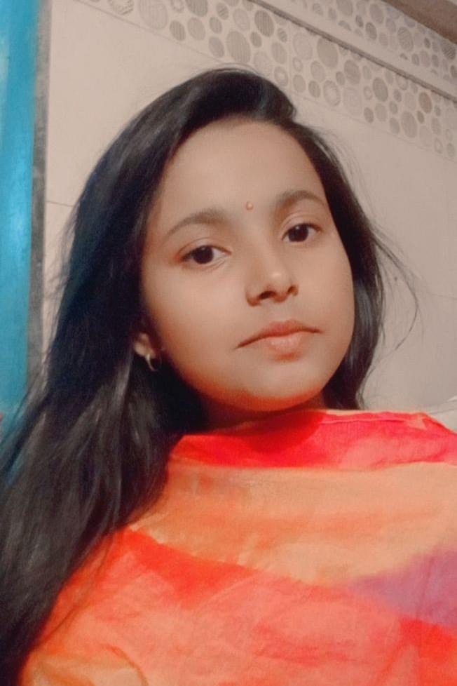 Shrishti Lal Profile Pic