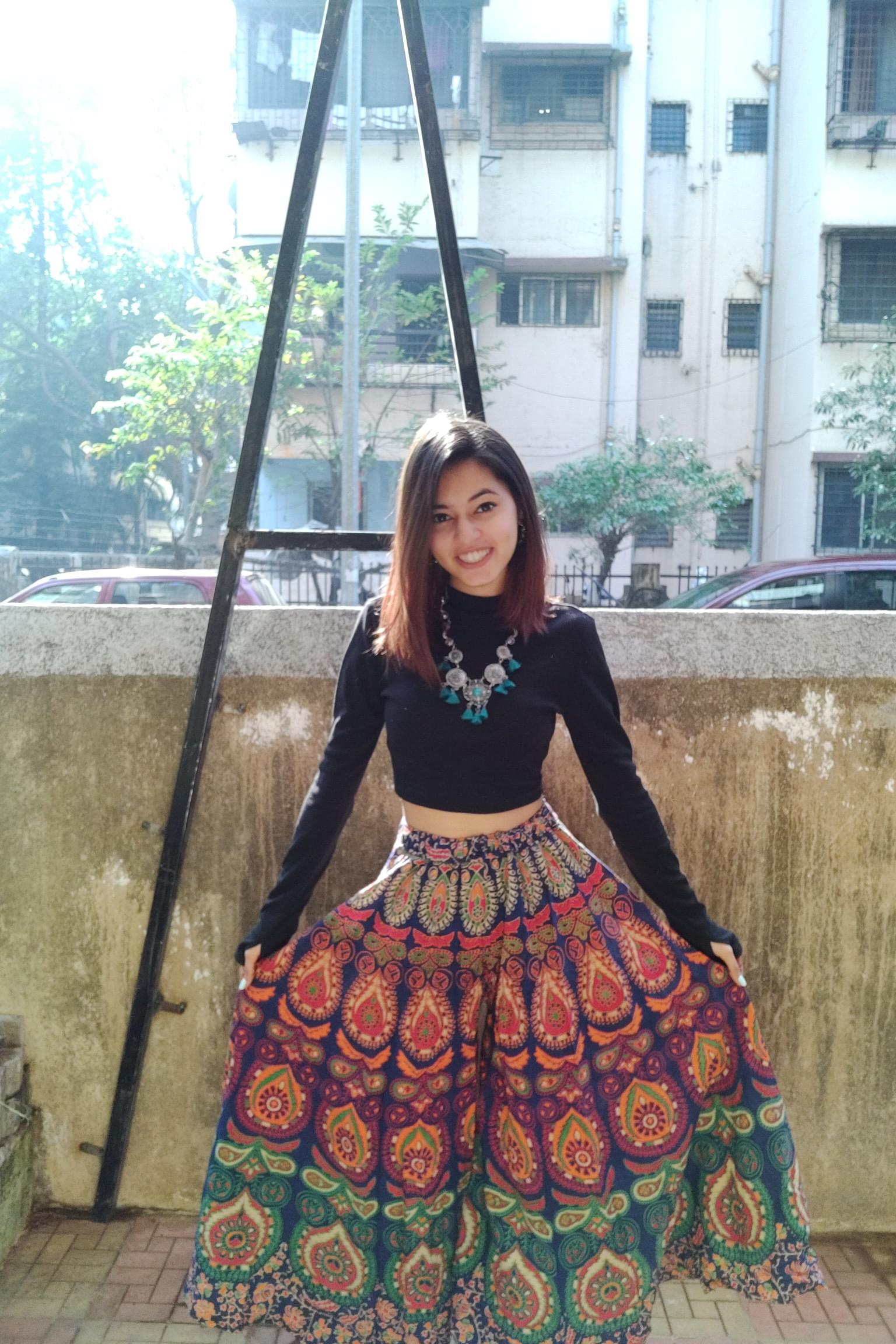 Isha Suvarna Profile Pic