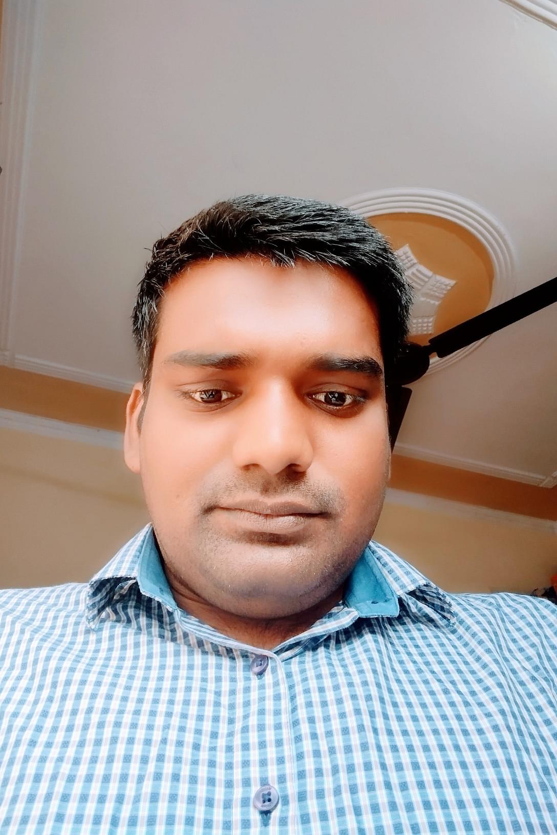 rahul yadav Profile Pic