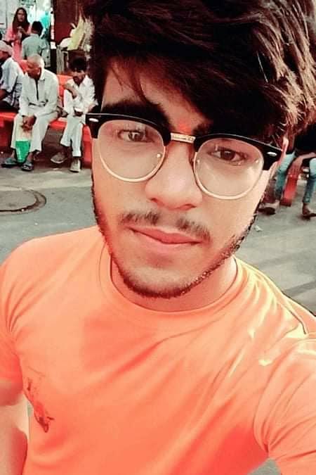 Akash Mishra Profile Pic