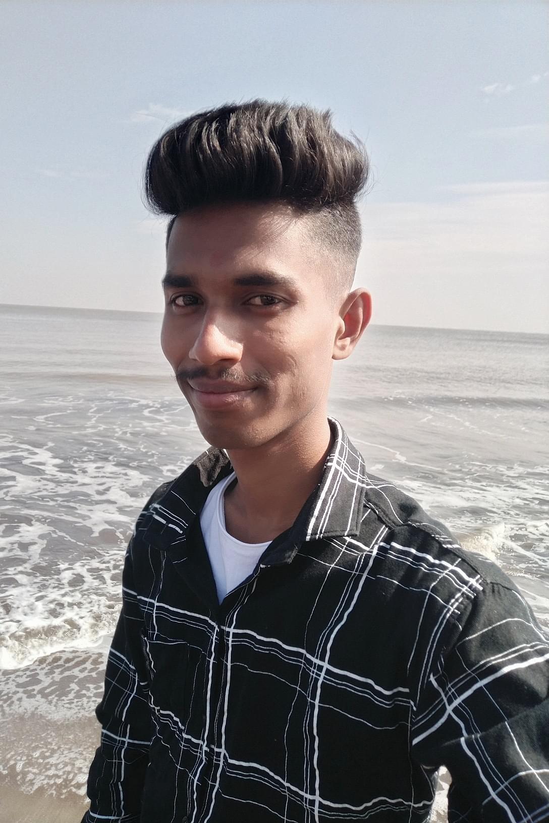 Akash Bhagade Profile Pic