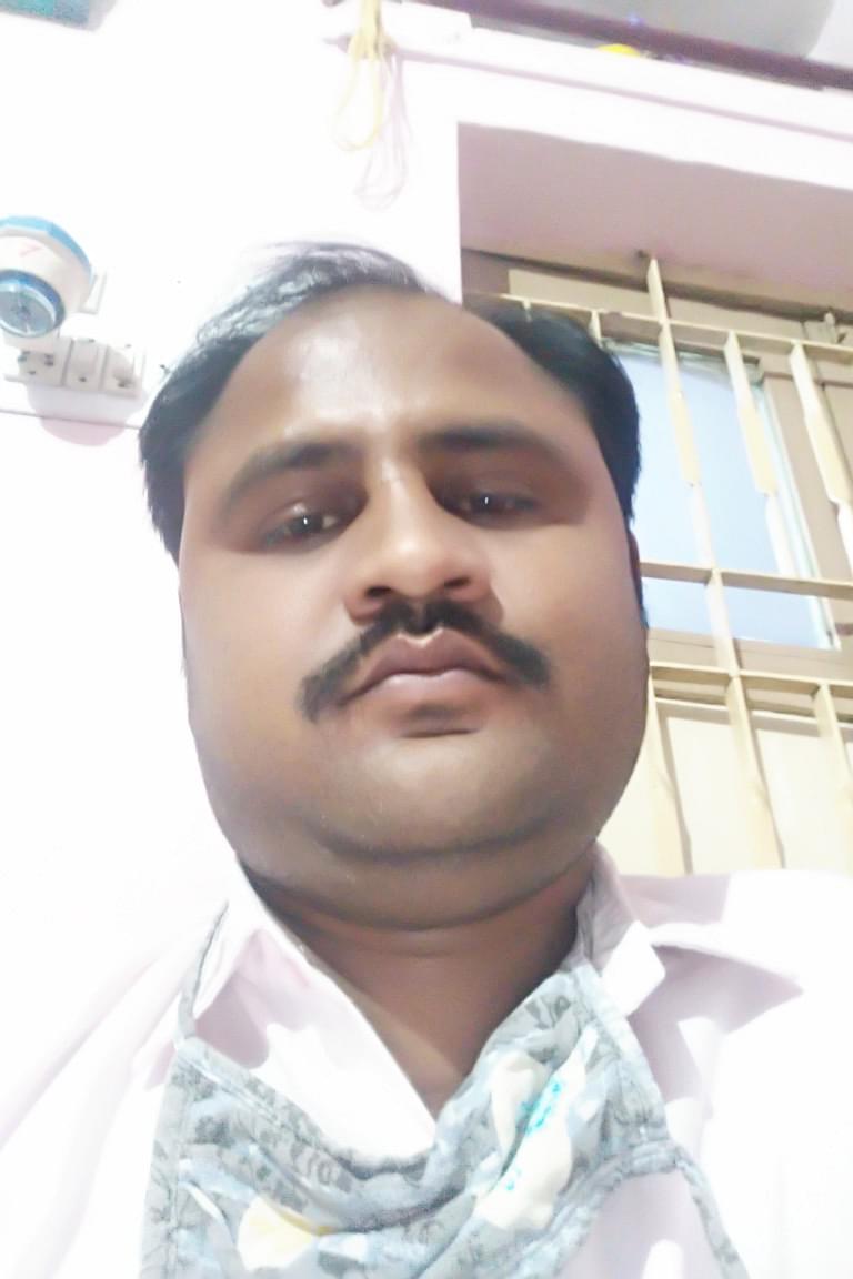 Pravin Pathak Profile Pic